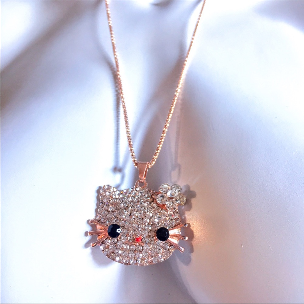 Sexy Crystal Kitty Pendant Necklace, NWT.